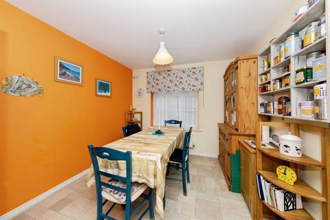 4 bedroom detached house for sale, Cefn Maes, Carmarthen SA33