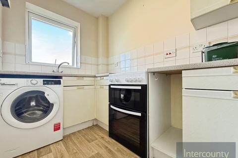 1 bedroom apartment to rent, Braziers Quay, Herts CM23