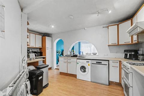 undefined, Bramcote Avenue, Beeston