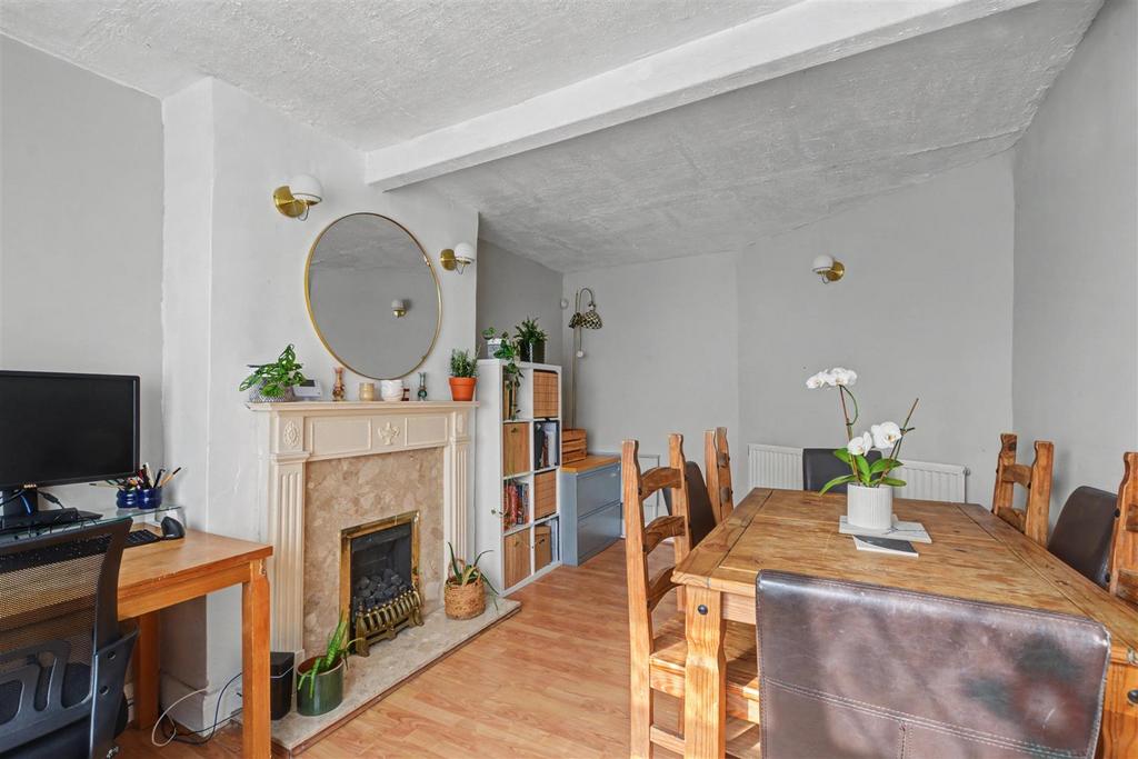 Dining Room 1.jpeg