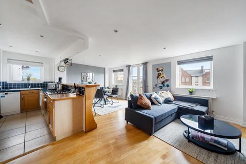 2 bedroom apartment to rent, Elizabeth Court, Palgrave Gardens, London, NW1