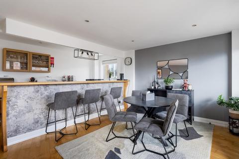 2 bedroom apartment to rent, Elizabeth Court, Palgrave Gardens, London, NW1