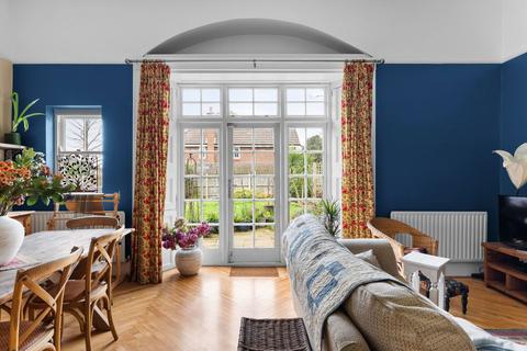 2 bedroom ground floor flat for sale, Wickham Road, Croydon CR0