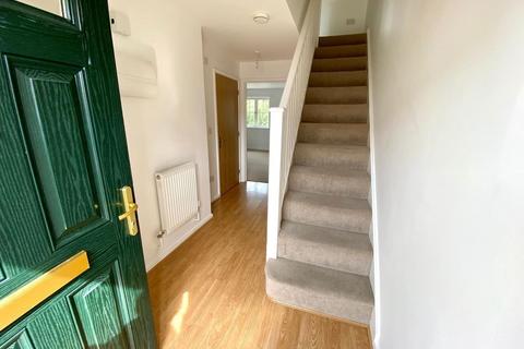 2 bedroom terraced house to rent, Beck's Square, Tiverton, EX16