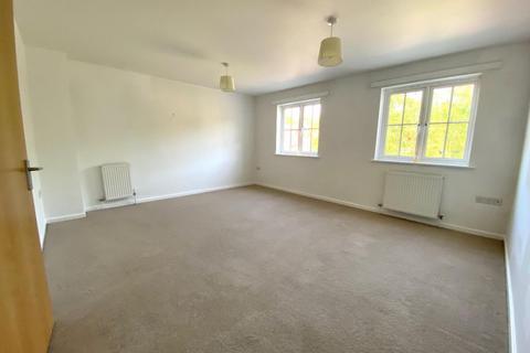 2 bedroom terraced house to rent, Beck's Square, Tiverton, EX16
