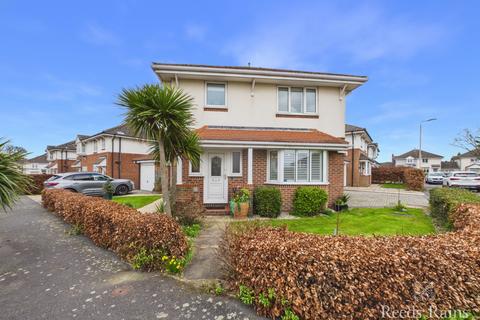 3 bedroom detached house for sale, Green Howards Drive, North Yorkshire YO12