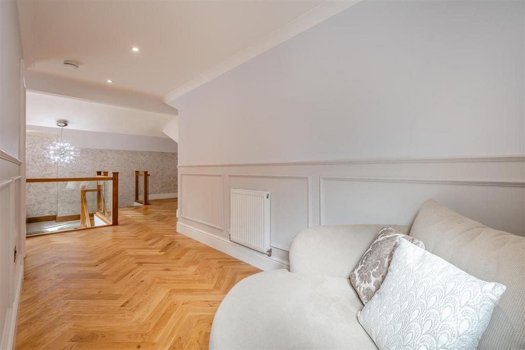 8656787-interior03.jpg