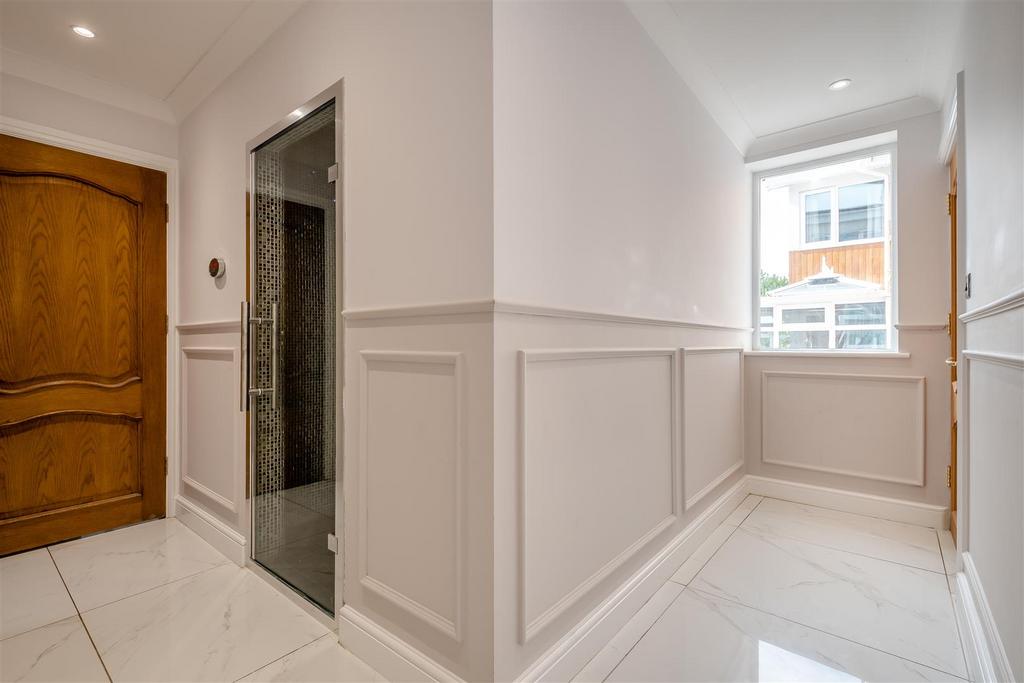 8656787-interior23.jpg