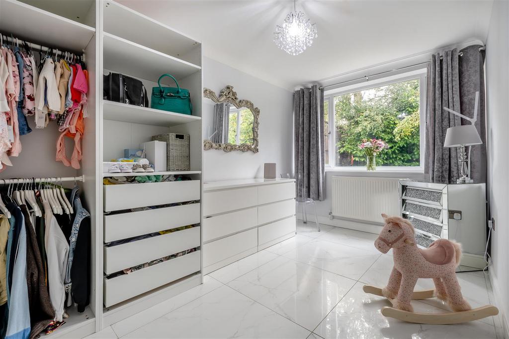8656787-interior20.jpg