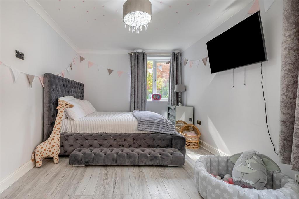 8656787-interior21.jpg