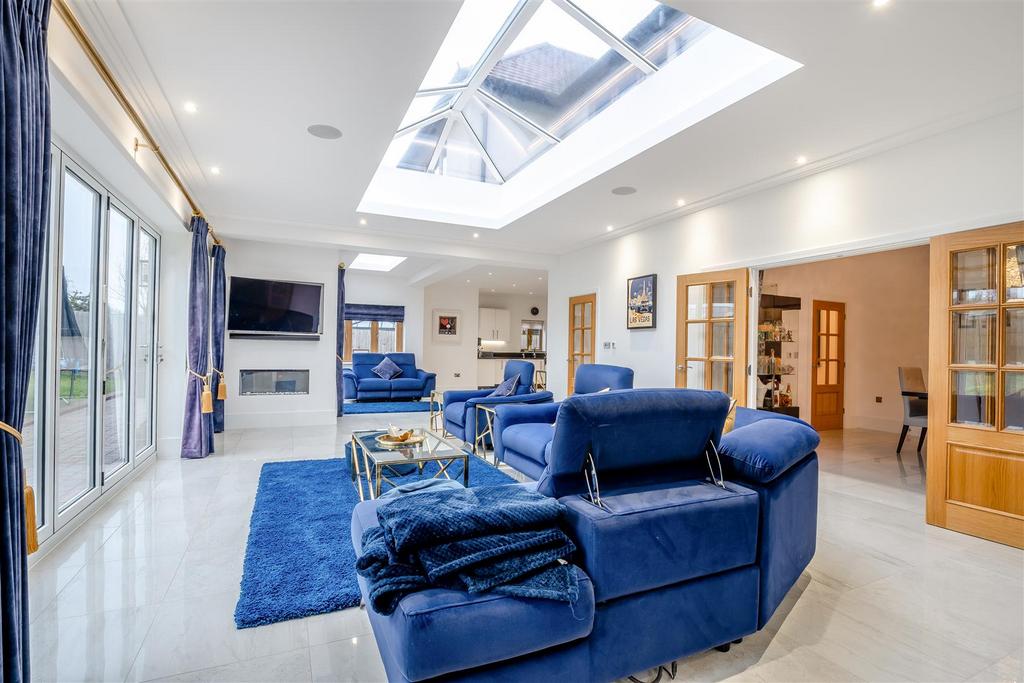 8677273-interior23.jpg
