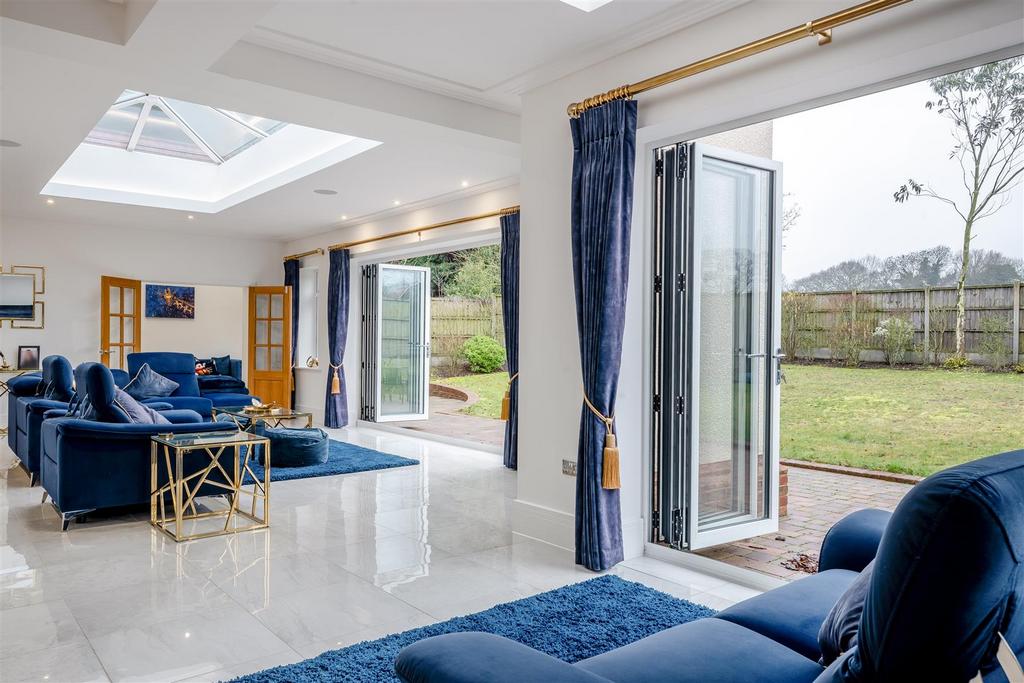 8677273-interior29.jpg