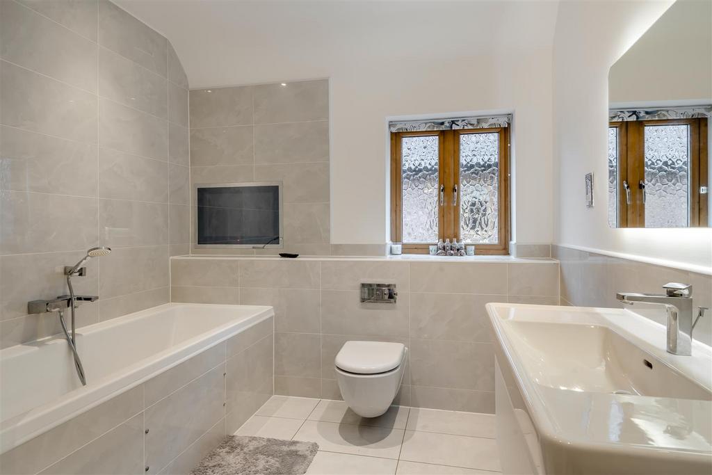 8677273-interior53.jpg