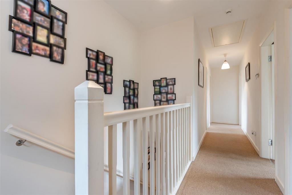 8596089-interior17.jpg