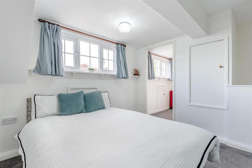 8619498-interior06.jpg