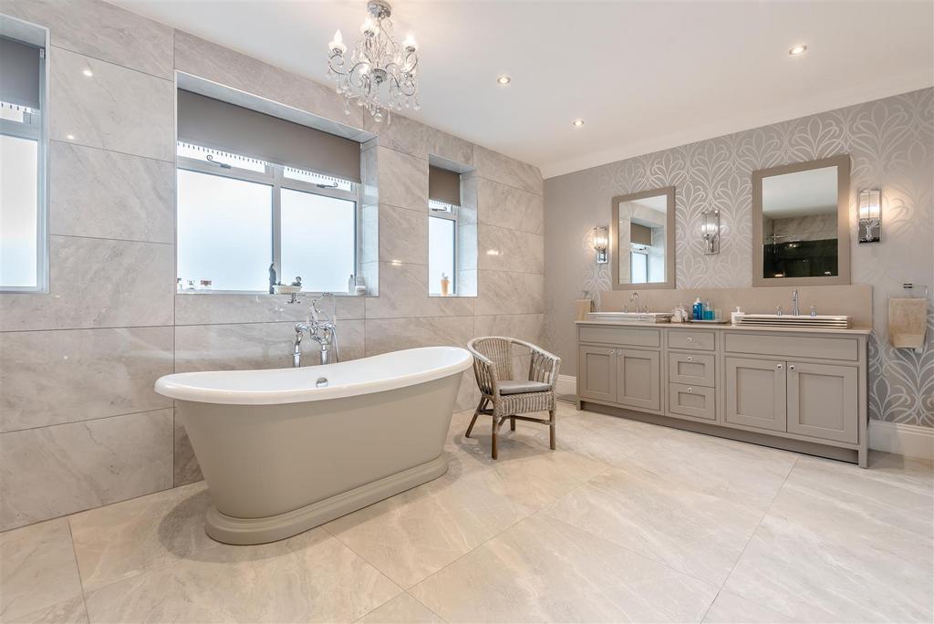 8633627-interior50.jpg