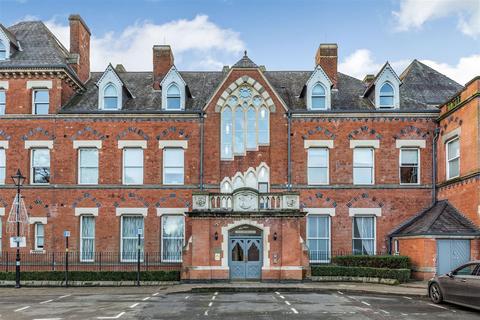 undefined, 12 King Edwards Square, Sutton Coldfield B73