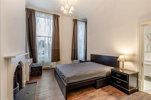 undefined, 12 King Edwards Square, Sutton Coldfield B73