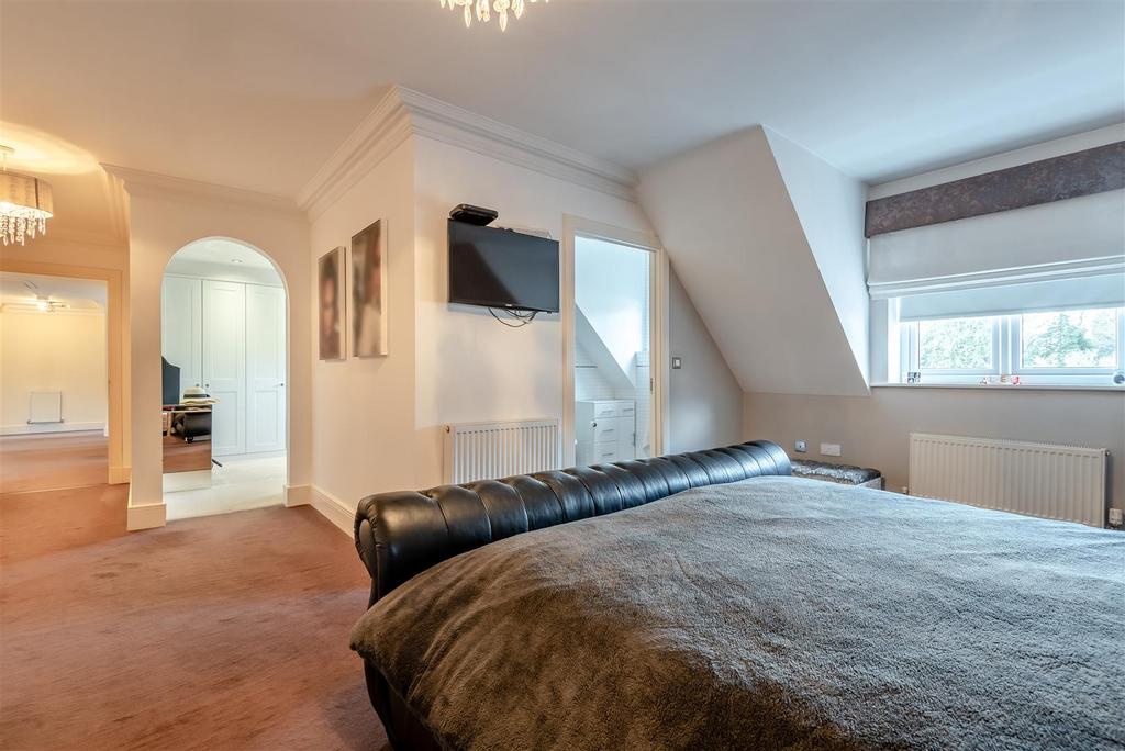 8681339-interior27.jpg