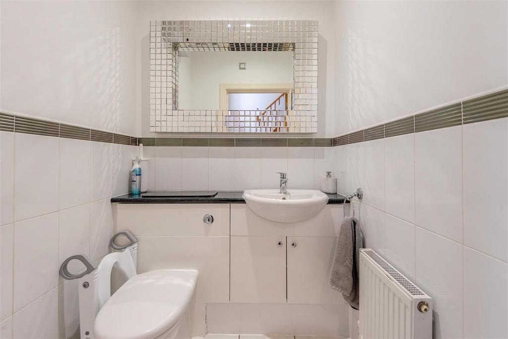 8681339-interior03.jpg