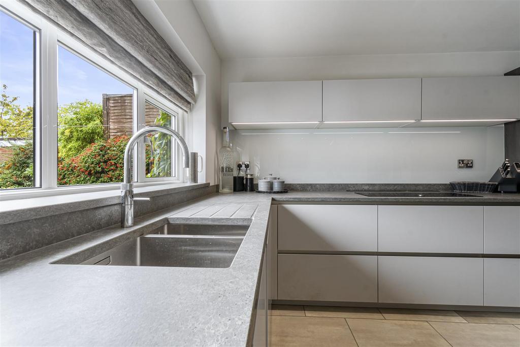 WIL 2360-HDR.jpg