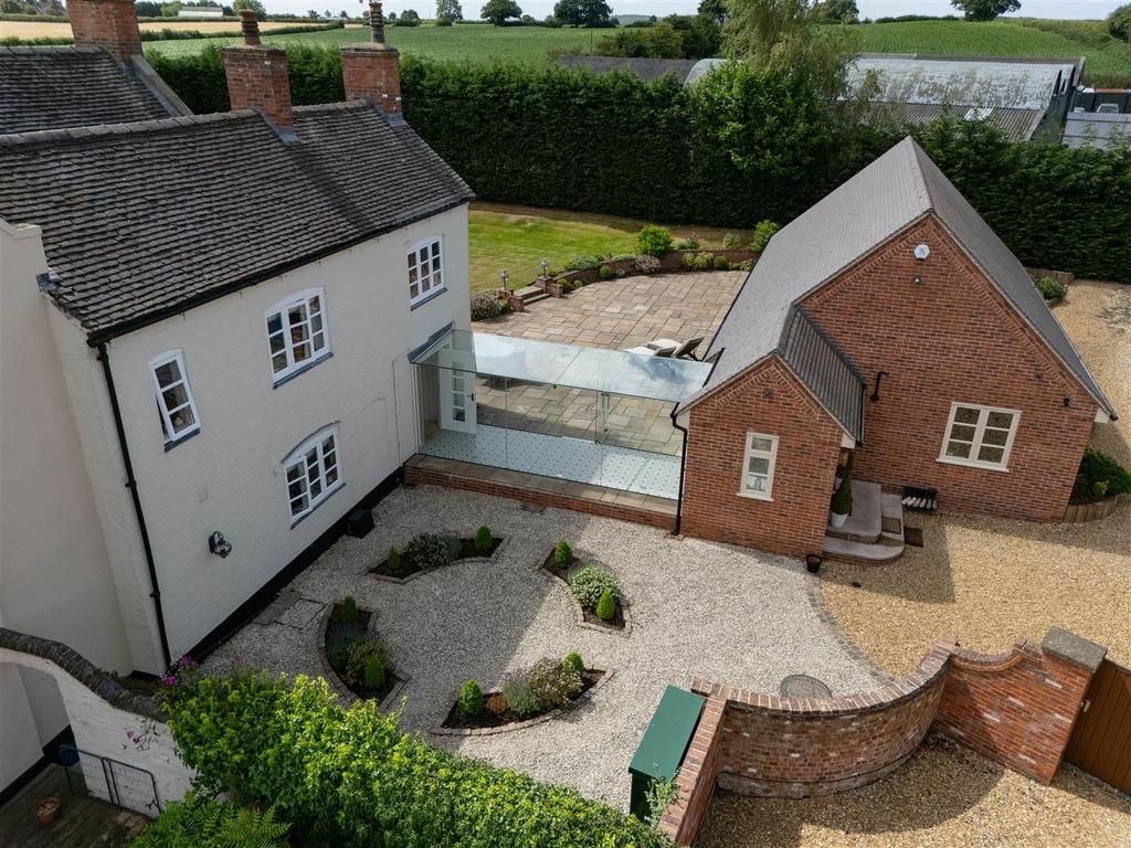 Hammerwhich Place Farm Drone-8.jpg