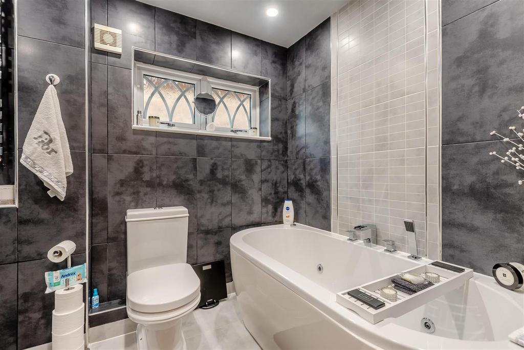 8668652-interior24.jpg