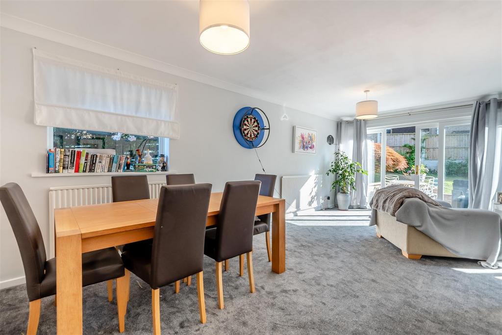 8652126-interior11.jpg