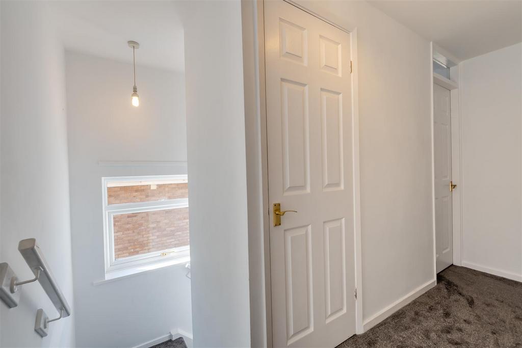 8652126-interior28.jpg