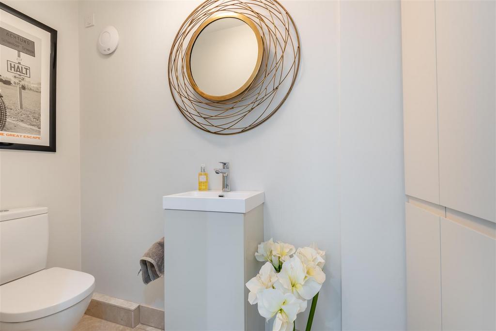 8654576-interior17.jpg