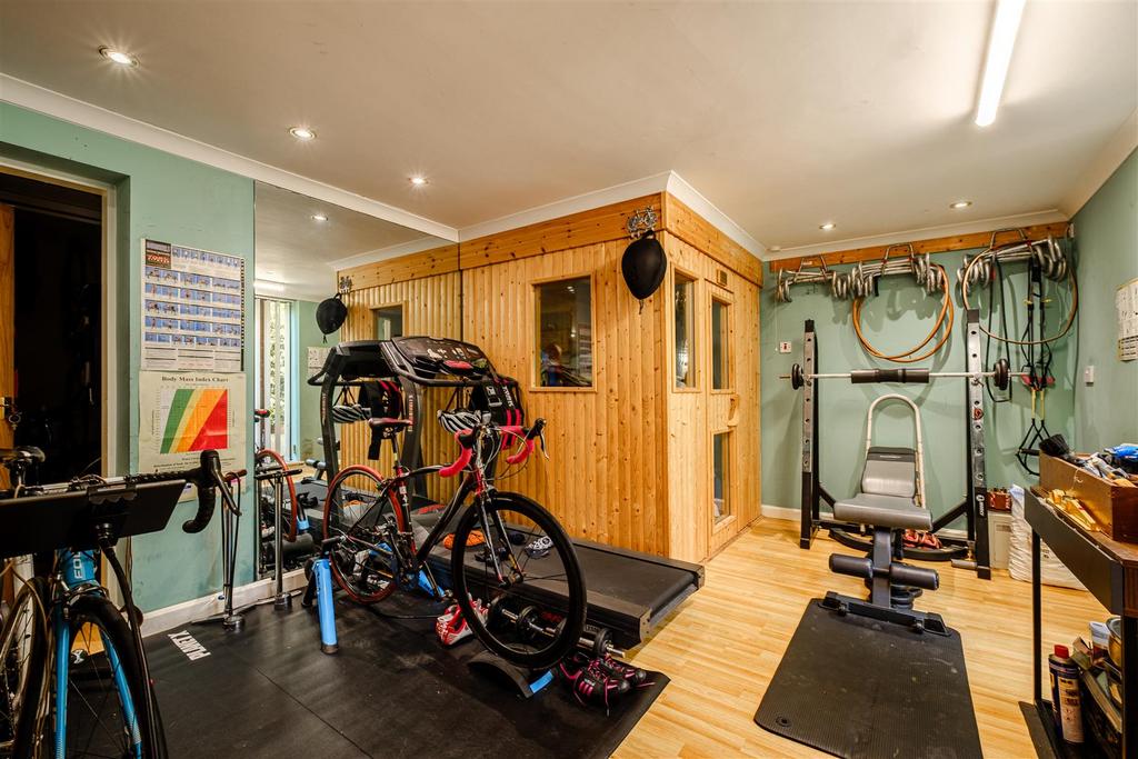6 Upper Clifton Gym.jpg