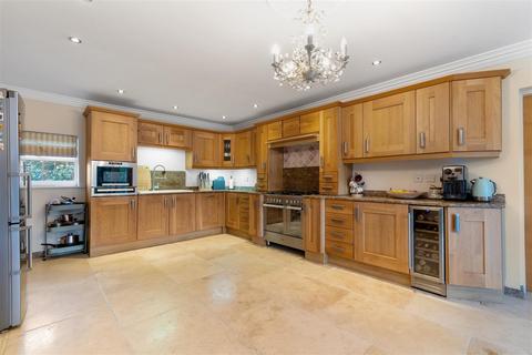 undefined, Newick Avenue, Little Aston B74