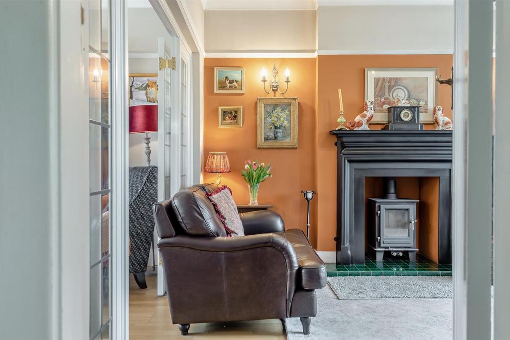 8680787-interior26.jpg