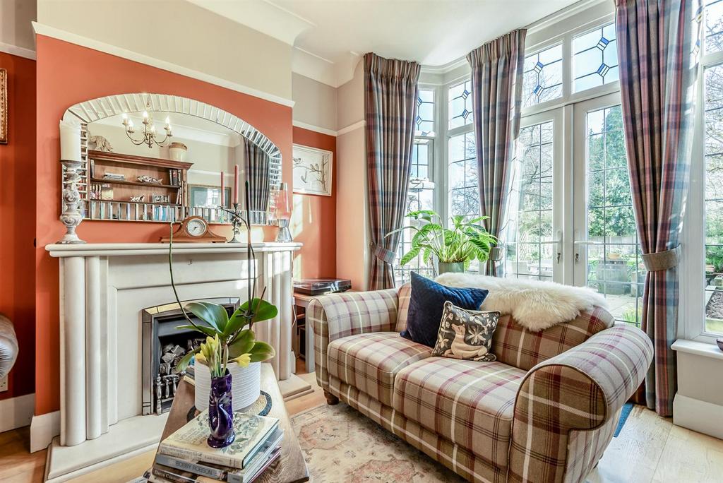 8680787-interior25.jpg