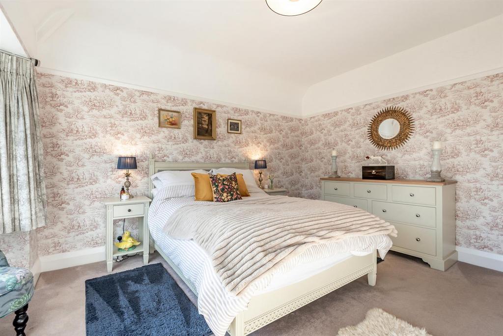 8680787-interior07.jpg