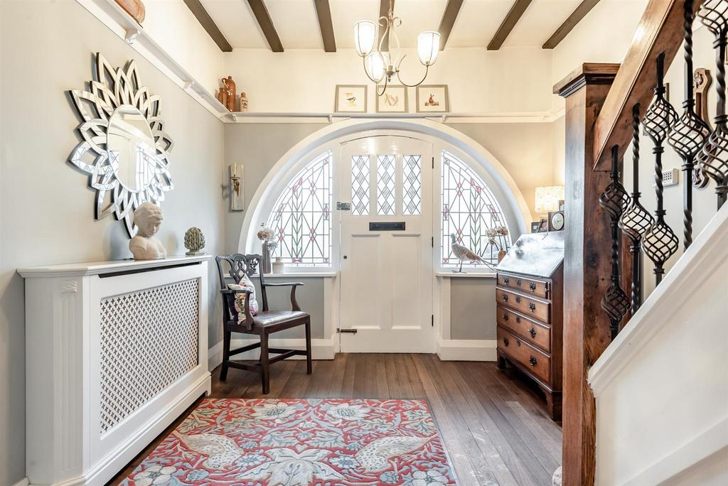 8680787-interior18.jpg