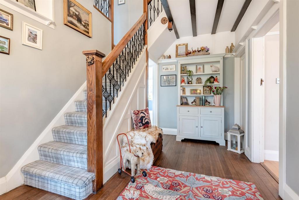 8680787-interior17.jpg