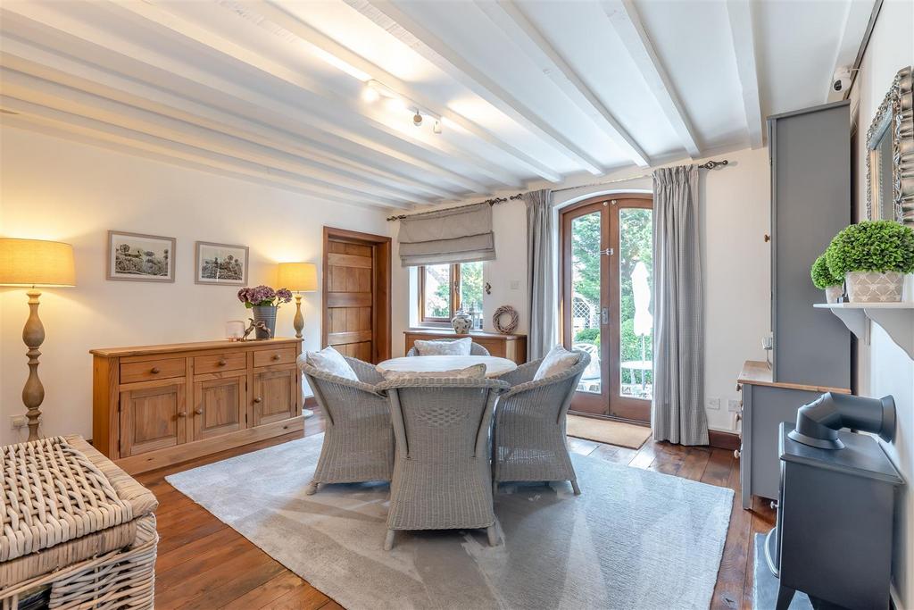 8651407-interior53.jpg