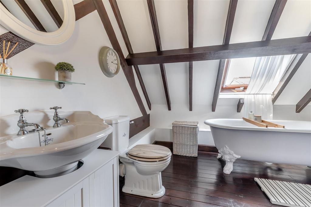 8651407-interior21.jpg