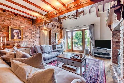 undefined, Shirrall Drive, Drayton Bassett Tamworth B78