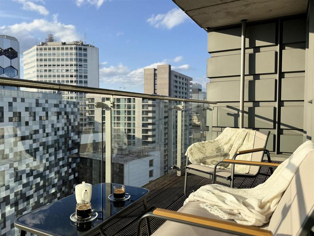 20250618 183304307 i OS.JPG