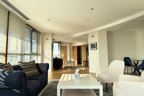 2 bedroom apartment to rent, Holliday Street, Birmingham B1