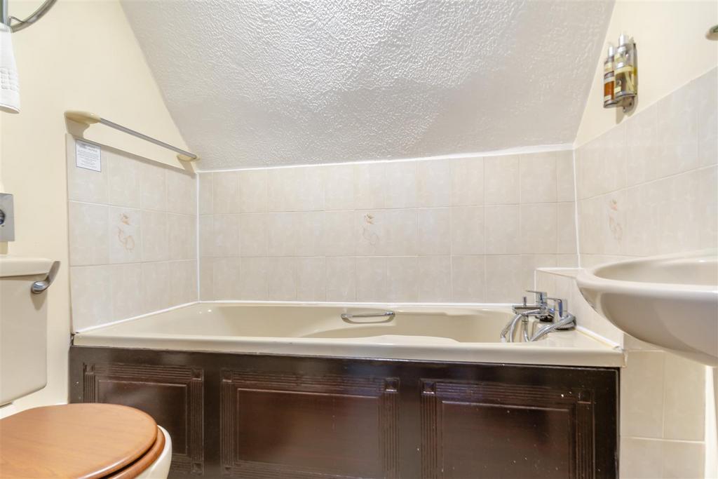 8550706-interior17.jpg