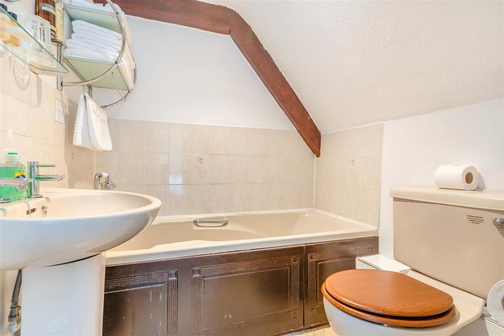8550706-interior26.jpg