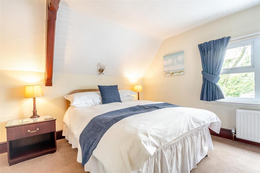 8550706-interior23.jpg