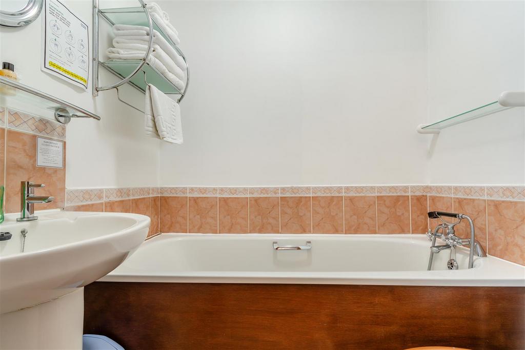 8550706-interior06.jpg