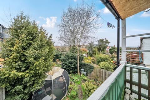 1 bedroom flat to rent, Alexandra Park Road London N10