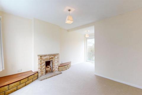 3 bedroom semi-detached house for sale, Melrose Close, Stamford
