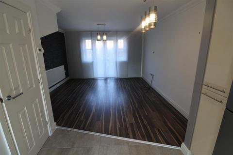2 bedroom terraced house to rent, Bowland Way, Kingswood, Hull