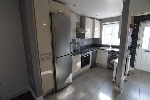 2 bedroom terraced house to rent, Bowland Way, Kingswood, Hull